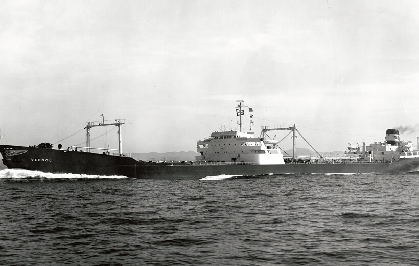 1954年，在長崎造船廠制造的當時世界最大的油輪之一“VEEDOL”號